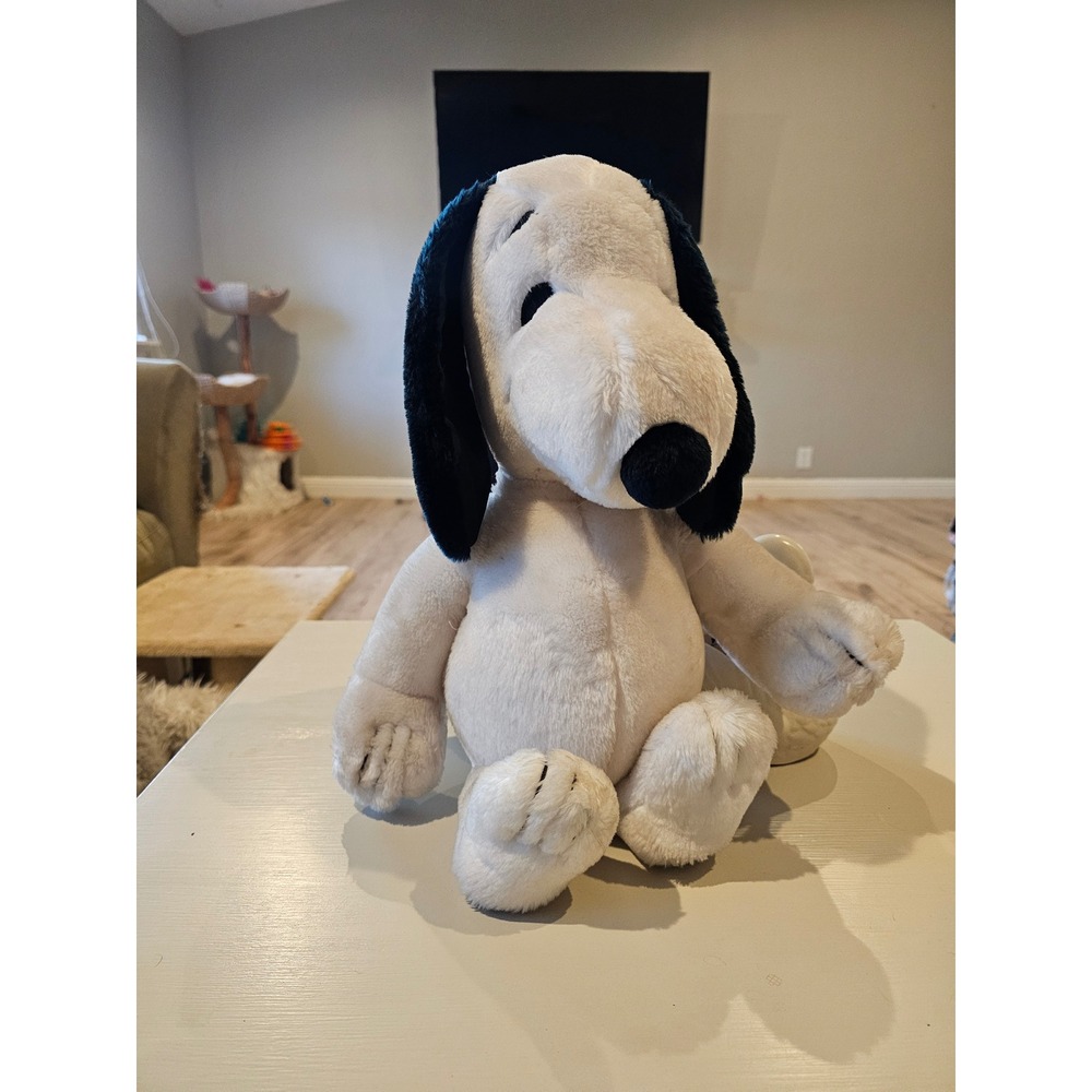 Vintage Snoopy Peanuts Plush Determined Productions 15 Inch Stuffed Animal Toy